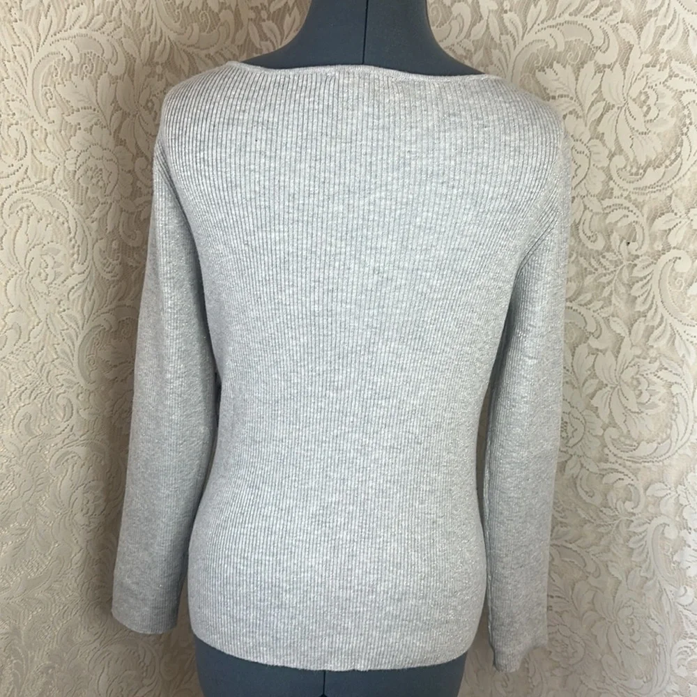 ❌SOLD❌Jessica Simpson Metallic Sweater Gray Silver - Picture 4 of 6